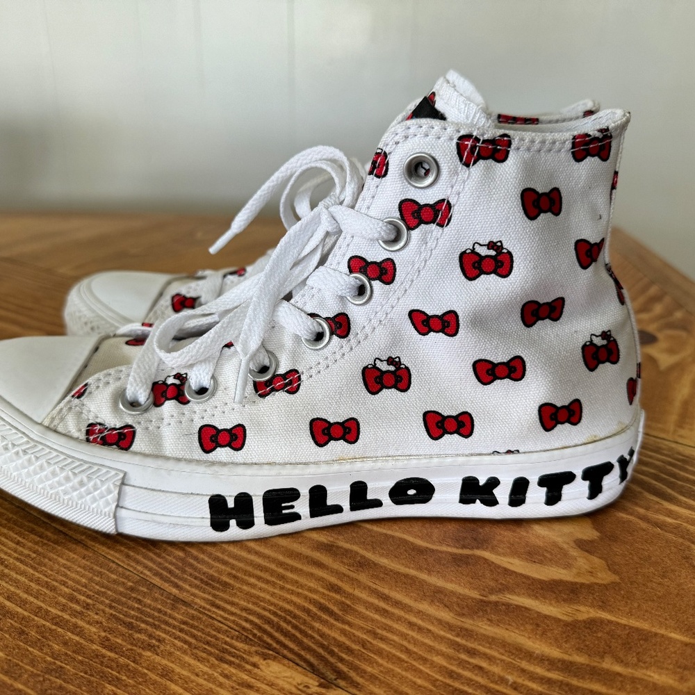 Hello Kitty Converse - image 3